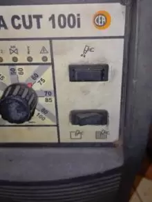 ماكينة plasma cut 100 مستعملة للبيع