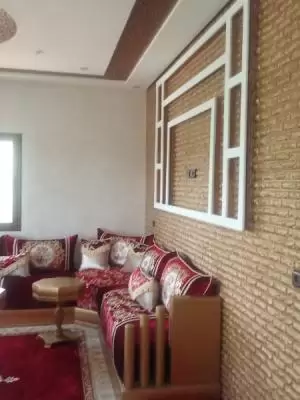 فيلا رائعة للبيع في منطقة أغمات، بالقرب من رياض clé de sol