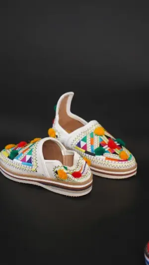 بلغة شاشي طالعة