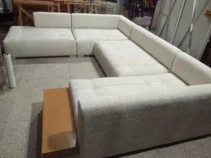 صالون عصري بالكوردون للمتر