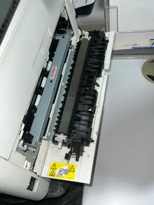 Color LaserJet Pro MFP M181fw طابعة للبيع 2000درهم